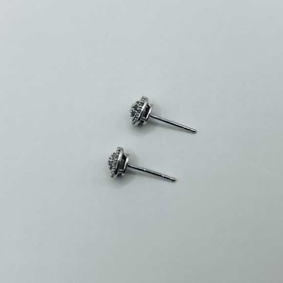 Cushion Cut .25 carats Natural Diamond Studs Sterling Silver - Picture 4 of 6